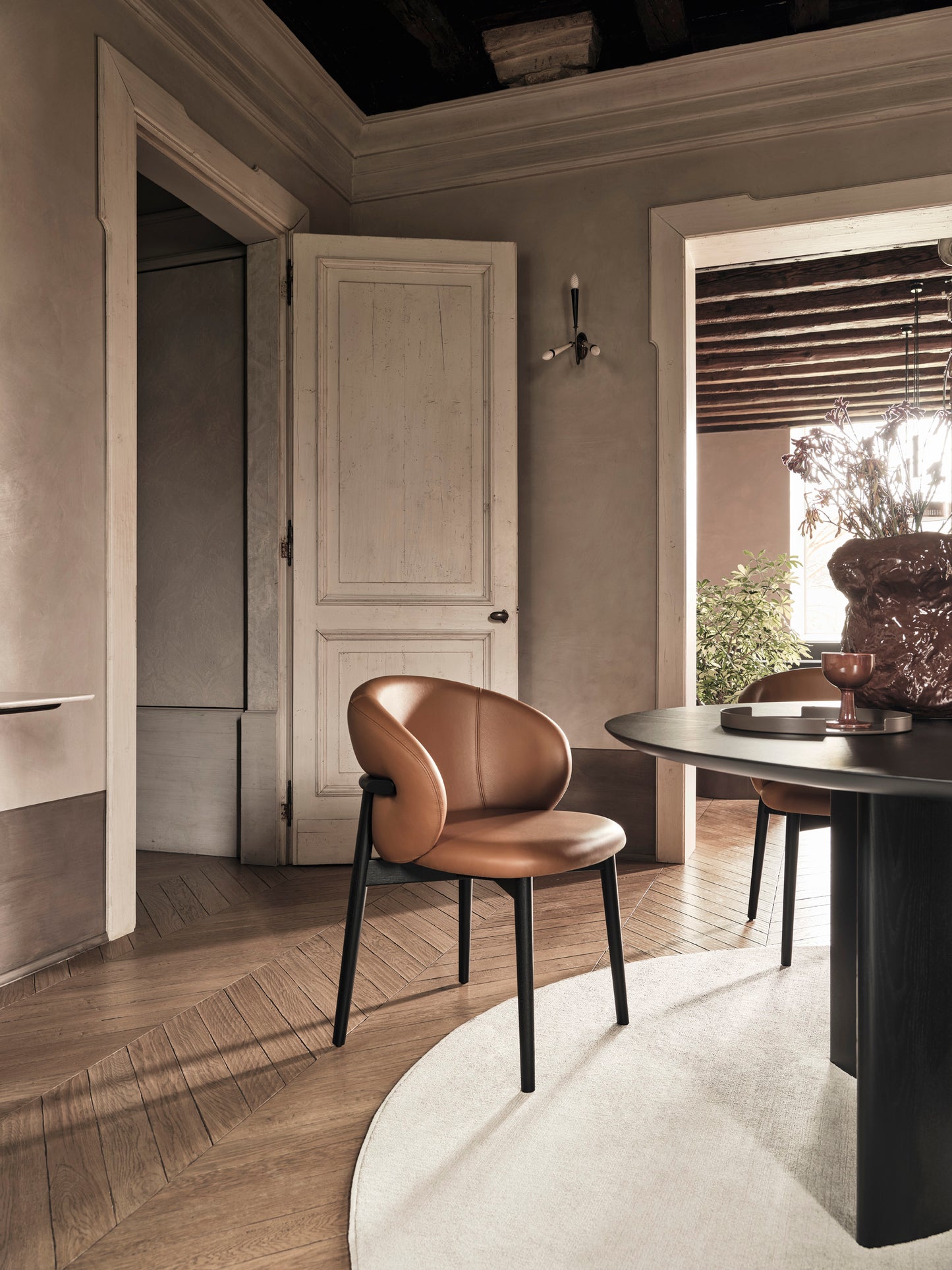 Sandy Rundt spisebord 140/160 Canaletto/Smoke