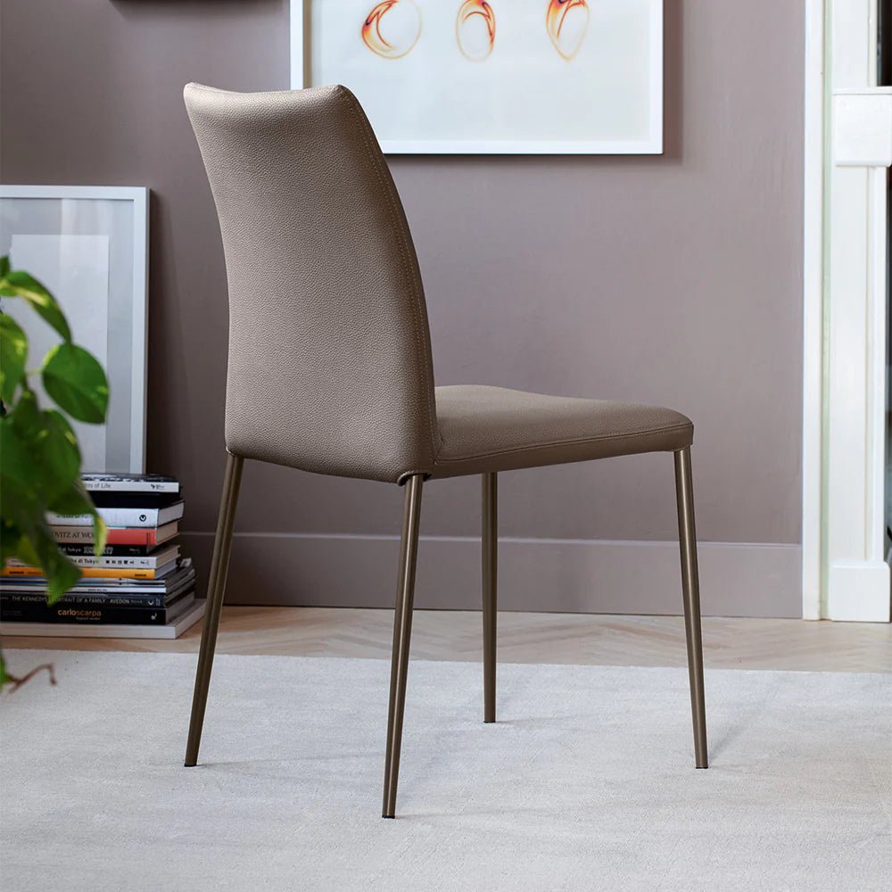 Atlas spisestuestol, flexrygg, en del av kategorien spisestuestol - At Home Interiør