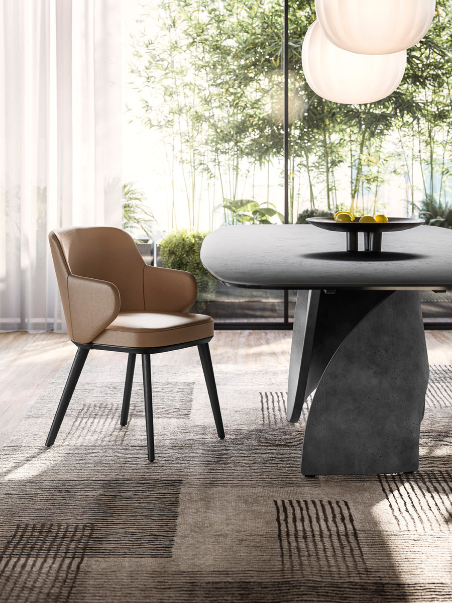 Foyer spisestuestol med arm, treben