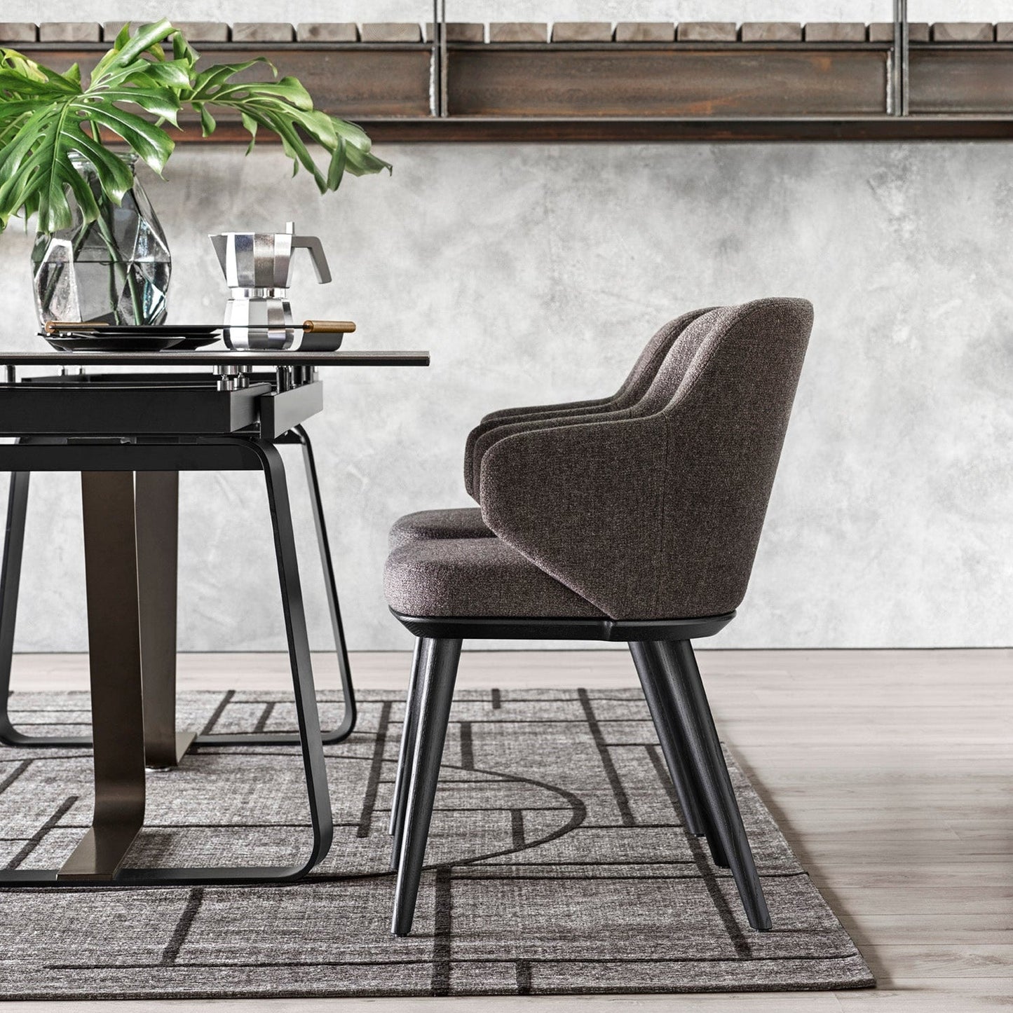 Foyer spisestuestol med arm, treben, en del av kategorien spisestuestol - At Home Interiør