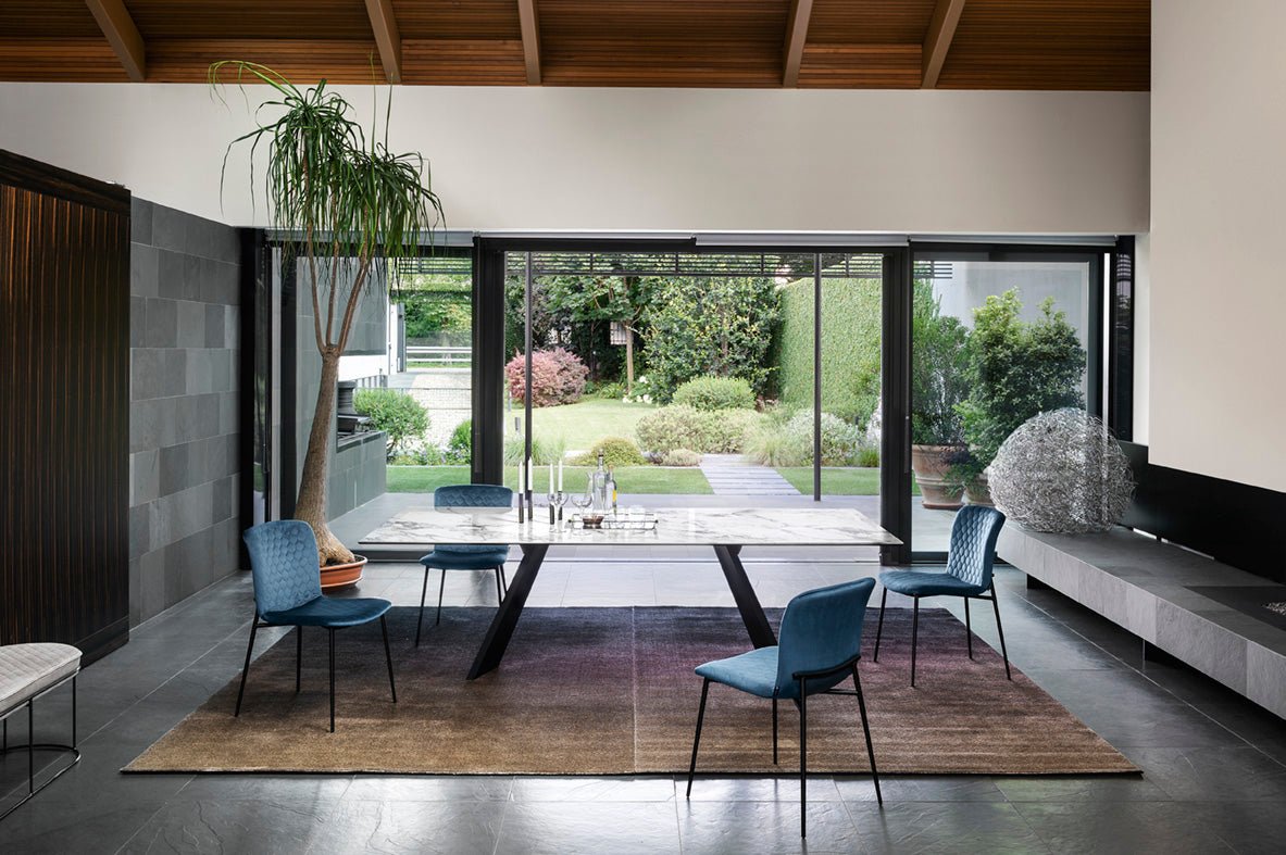 Love Spisestuestol, en del av kategorien Spisestuestol - At Home Interiør