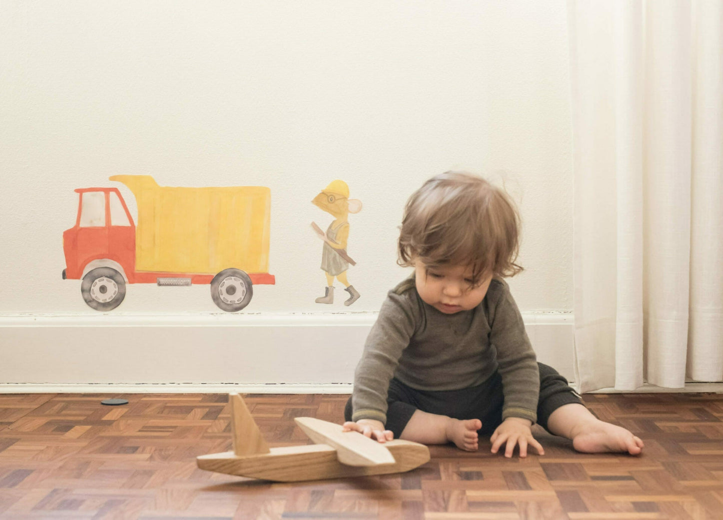 That's Mine Wallsticker Truck, en del av kategorien Wallstickers - At Home Interiør