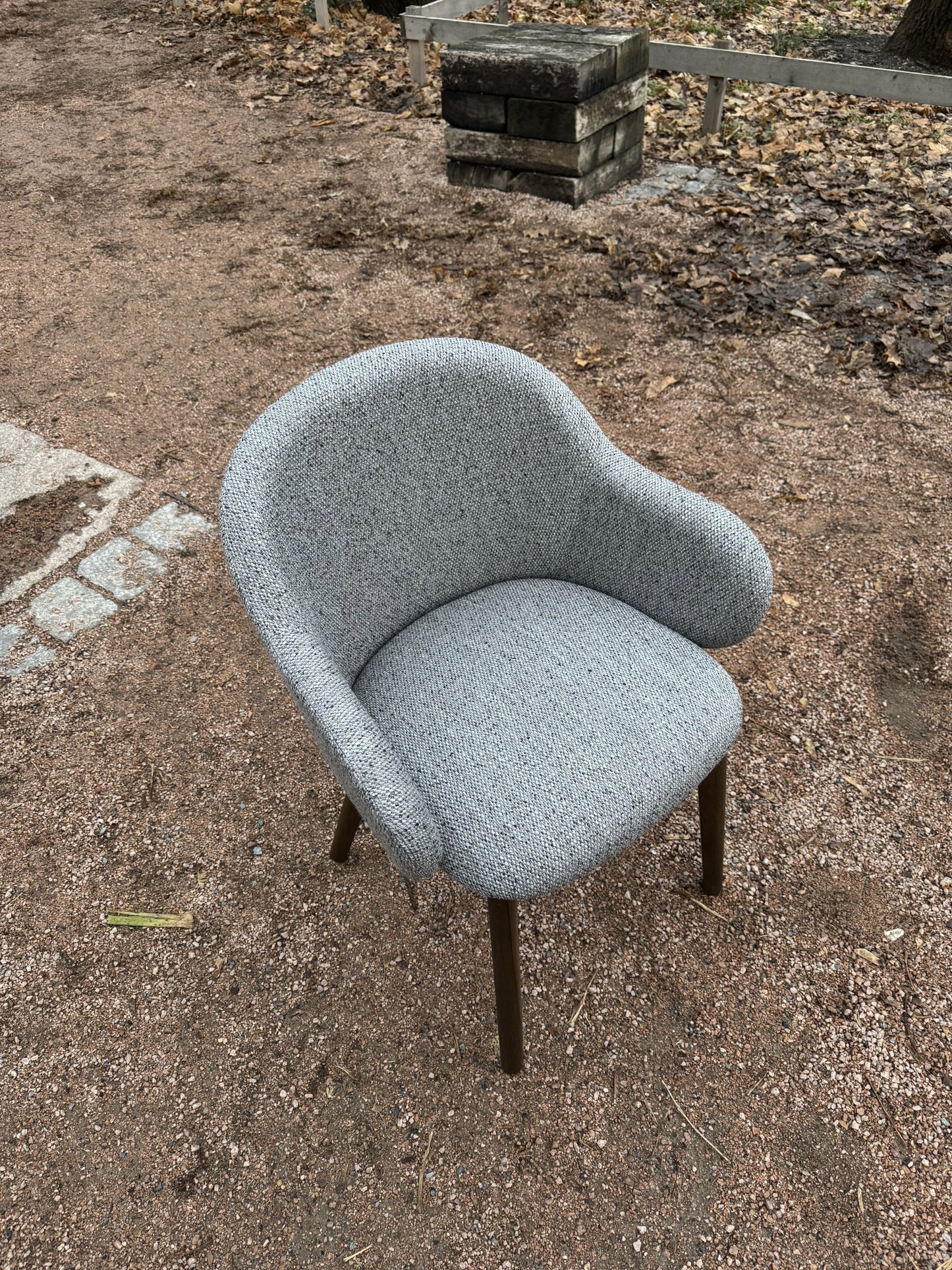 Holly Fab spisestuestol Smoke-Bohemian Grey. På lager