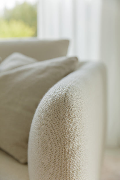 Moa 3,5 seter sofa, flere tekstilvalg.