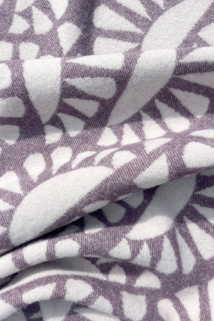 Moooi Woodblock Beetle Ullpledd Plum cream