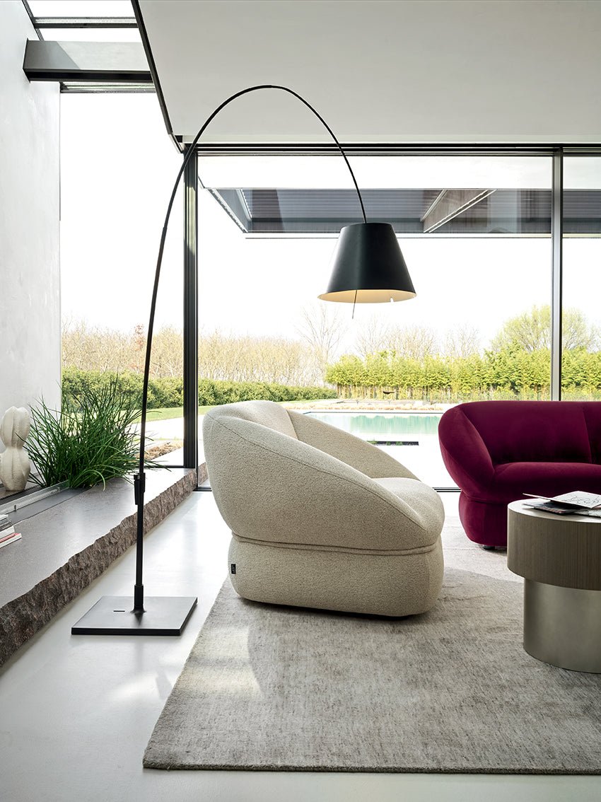 Alta sofa – designsofa med maksimal komfort og et hint av retro, en del av kategorien Sofa - At Home Interiør