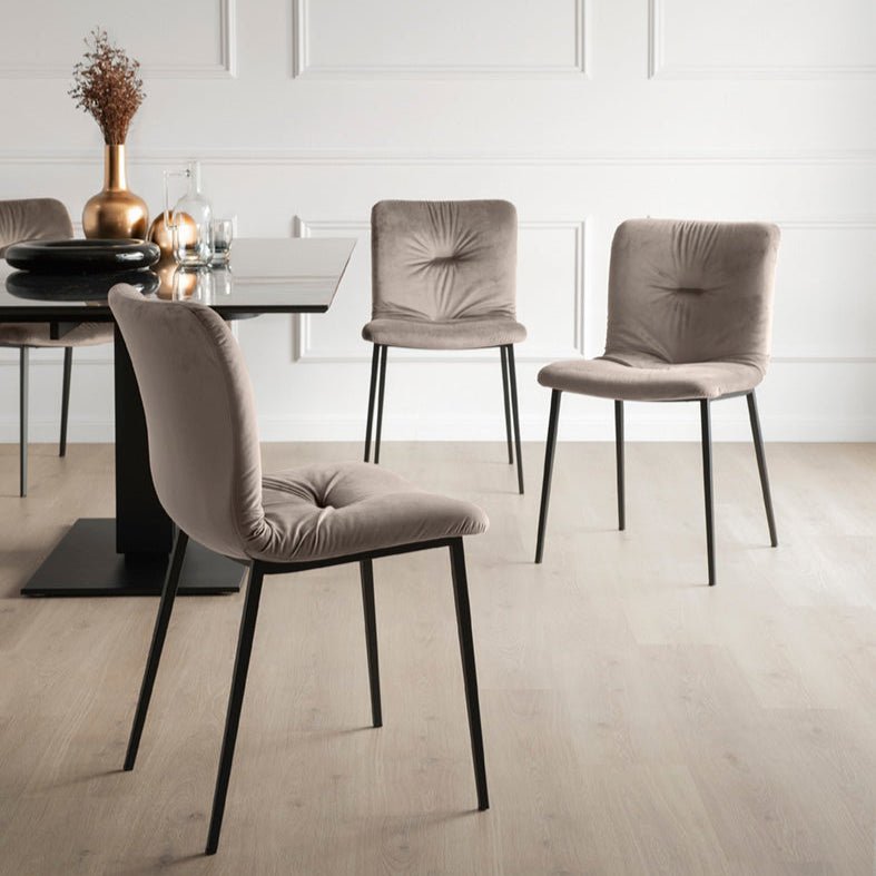 Annie spisestuestol med metallben polstret, CS1848, en del av kategorien spisestuestol - At Home Interiør