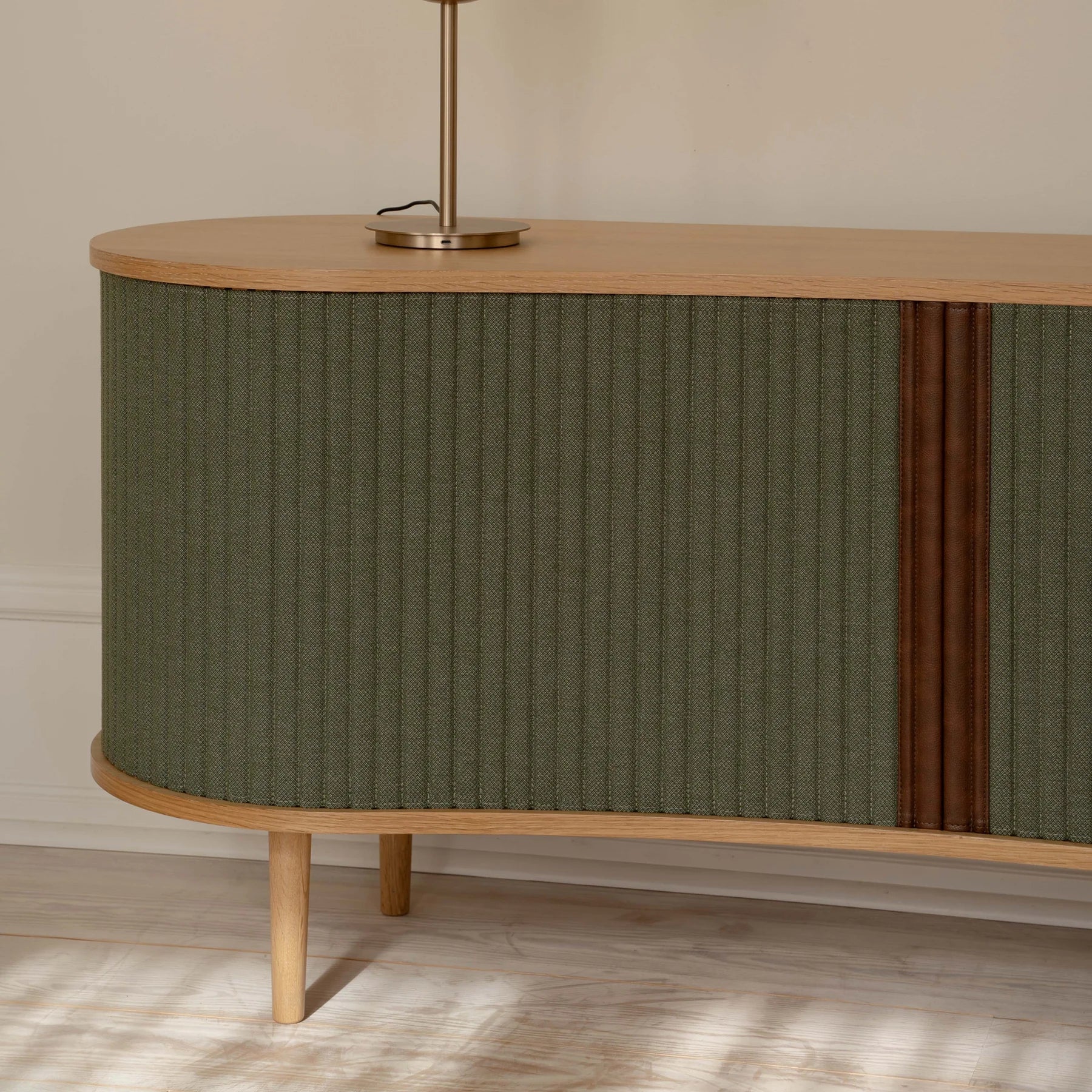 Audacious , Buffet skap, en del av kategorien skap - At Home Interiør