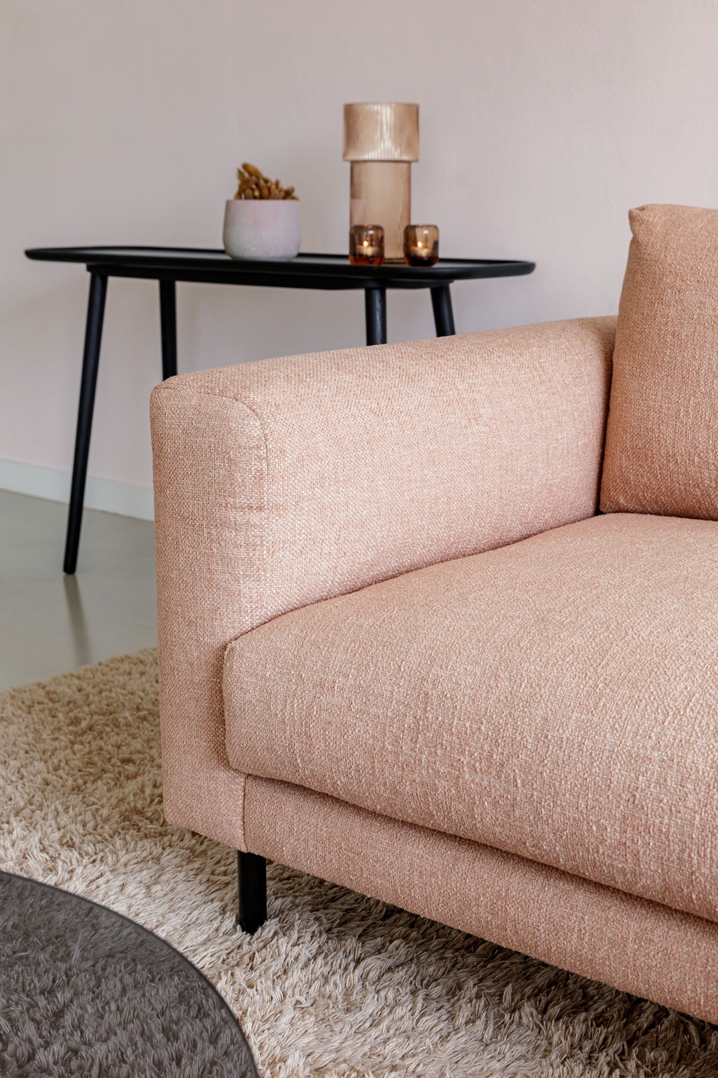 Billie med chaiselongue – Liten sofa, store muligheter, en del av kategorien Hjørnesofa - At Home Interiør