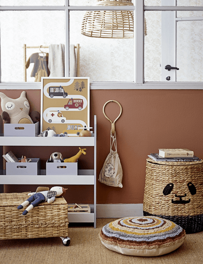 Bloomingville Boy with Dog, en del av kategorien Toy - At Home Interiør