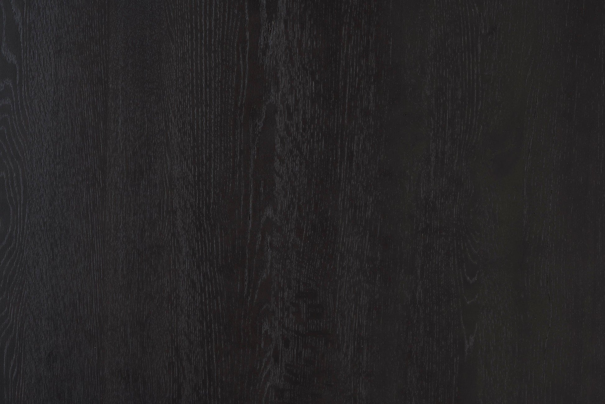 Calla spisebord – heltre eik med metallfot, 2 størrelser, en del av kategorien Spisebord - At Home Interiør