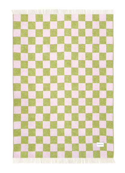 Checkerboard Ullpledd Kiwi pink, en del av kategorien Pledd - At Home Interiør