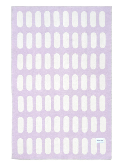 Chill Pill Ullpledd Lilac, en del av kategorien Pledd - At Home Interiør