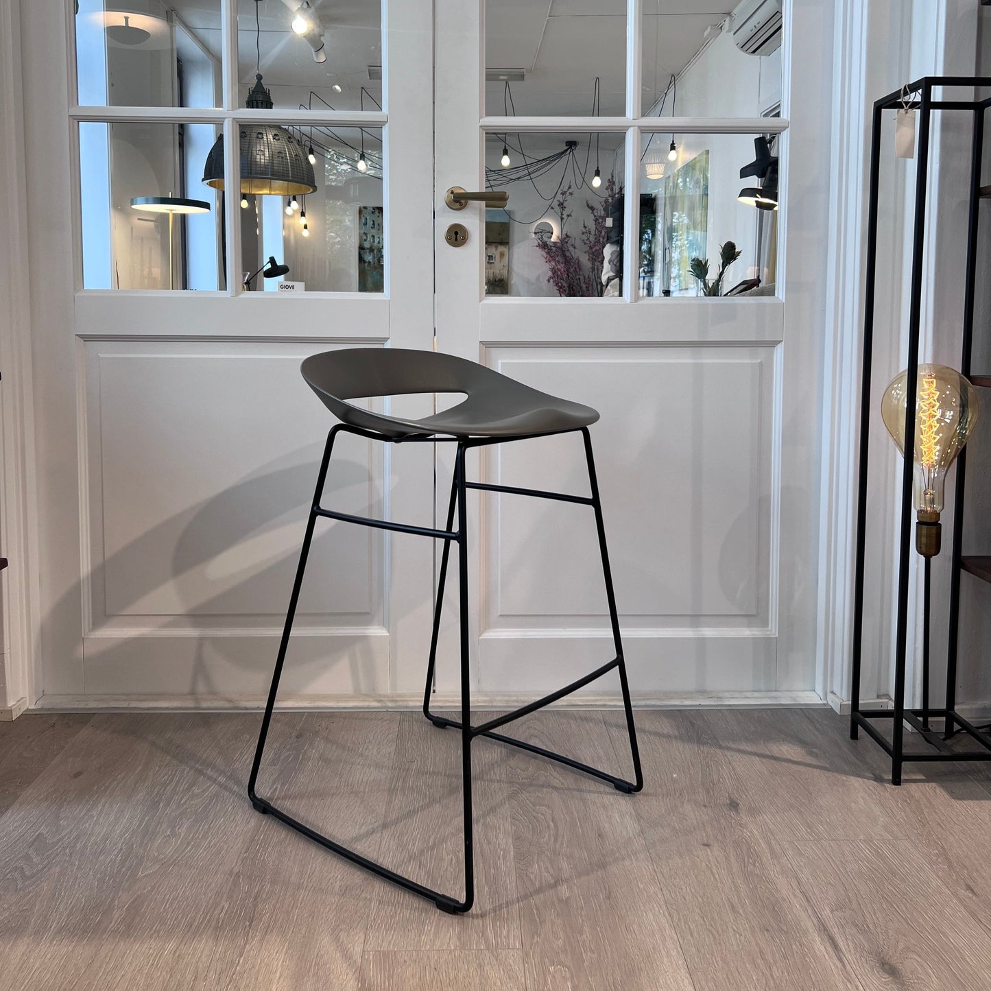 Cosmopolitan Demomodell 1 stk, en del av kategorien - At Home Interiør