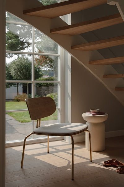 Curious, Lounge Stol, en del av kategorien Lenestol - At Home Interiør