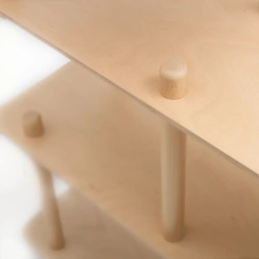 FILO bokhylle, Charlie Crane, en del av kategorien Furniture - At Home Interiør