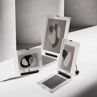 Flute Ramme, 30*26 Krom/sort, en del av kategorien Ramme - At Home Interiør