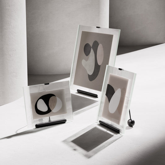 Flute Ramme, 30*26 Krom/sort, en del av kategorien Ramme - At Home Interiør