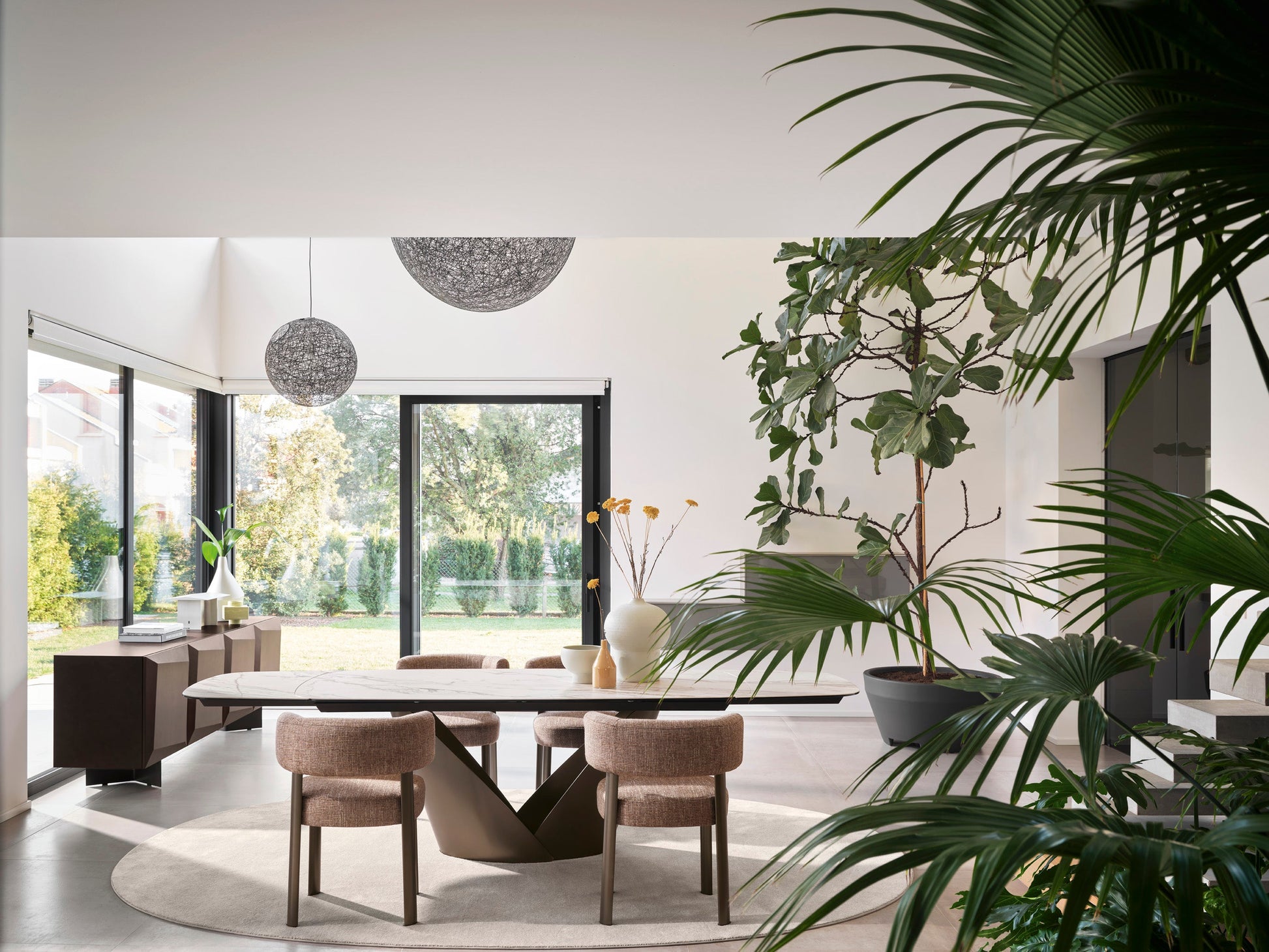 Glen spisestuestol med metallben, Nyhet, en del av kategorien spisestuestol - At Home Interiør