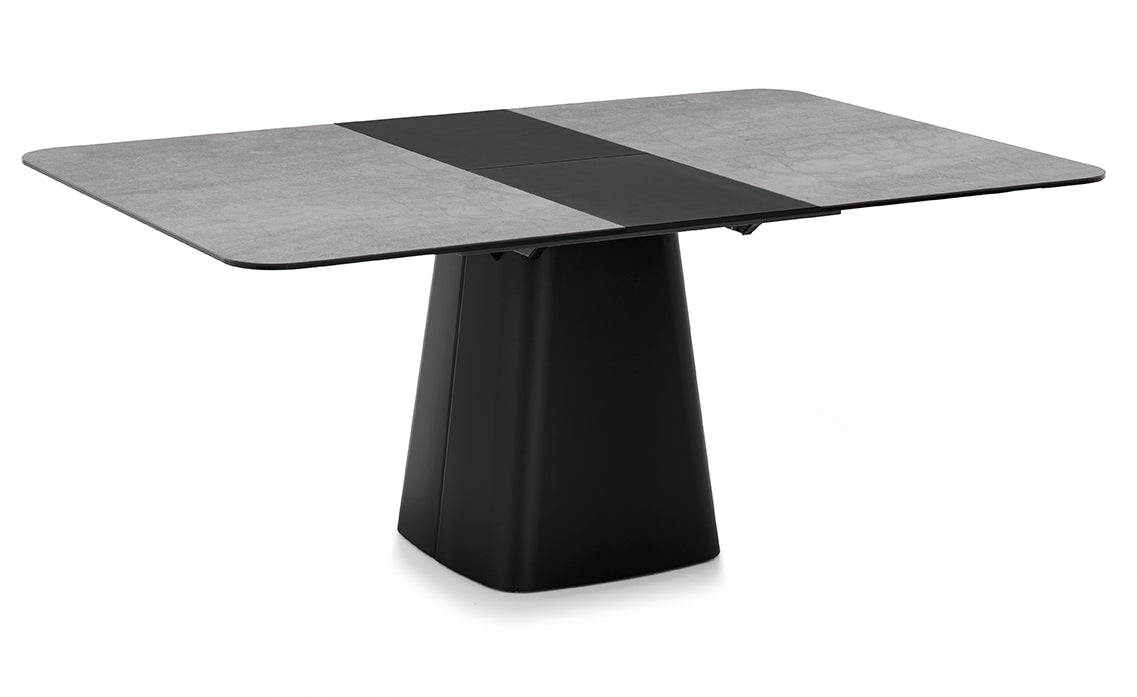 Hey Gio! 140 spisebord rektangulær, en del av kategorien Spisebord - At Home Interiør