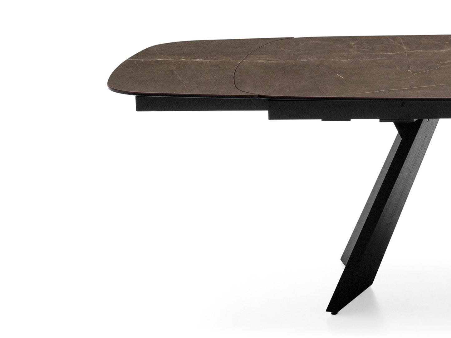 Icaro CS4114-S ovalt uttrekksbord i sort og keramikk – Calligaris hos @HOME Oslo