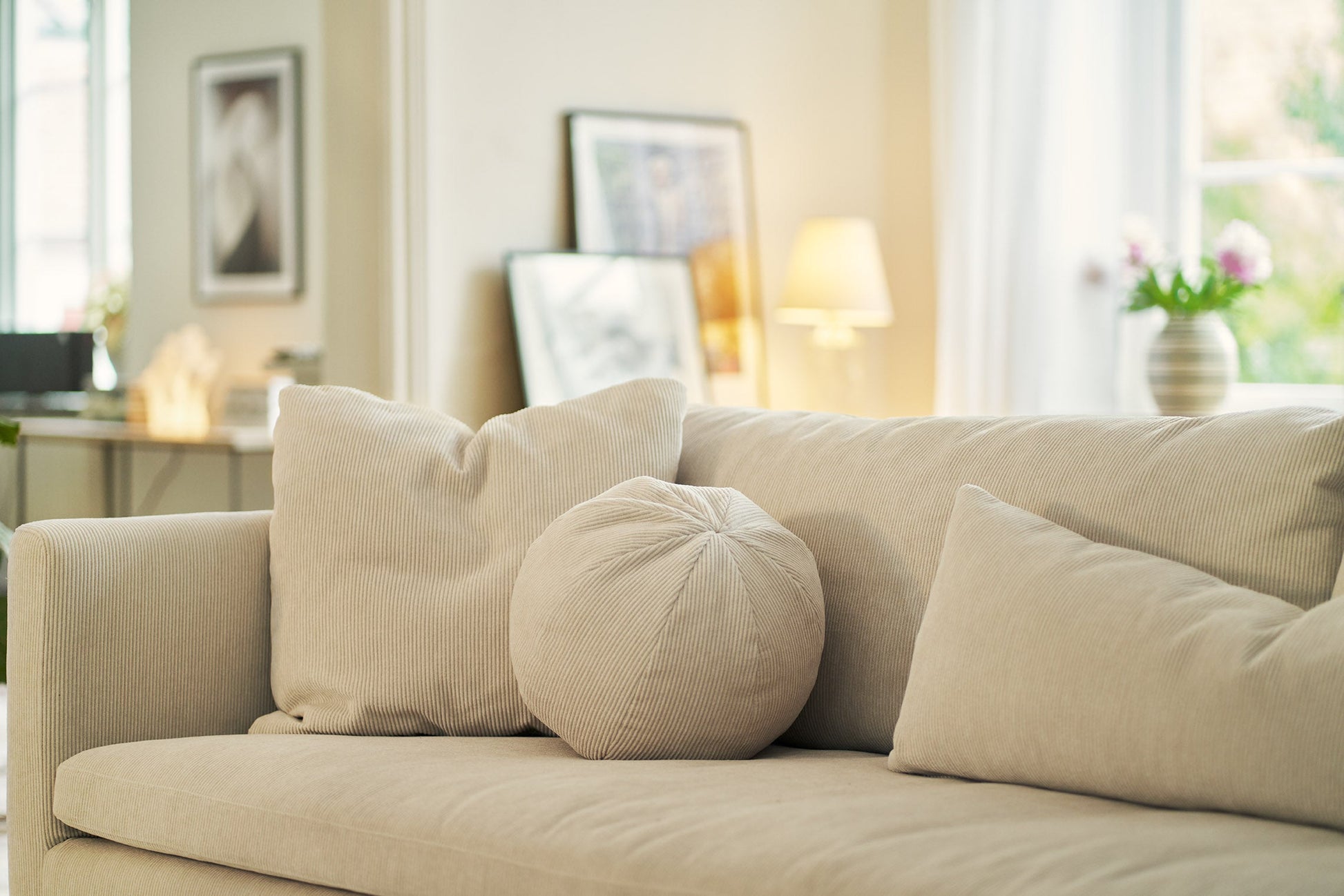 Lill 4 - seter sofa, LCV Kord natur, en del av kategorien 4 - seter - At Home Interiør