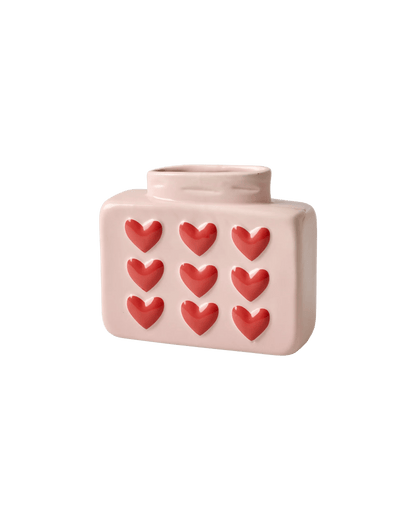 Liten rosa keramikkvase med røde hjerter – dopamin decor med sjarm, en del av kategorien Vase - At Home Interiør