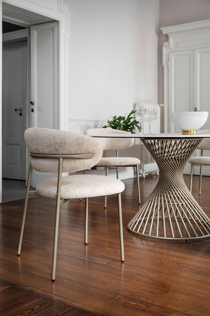 Oleandro spisestuestol med metallben, en del av kategorien spisestuestol - At Home Interiør