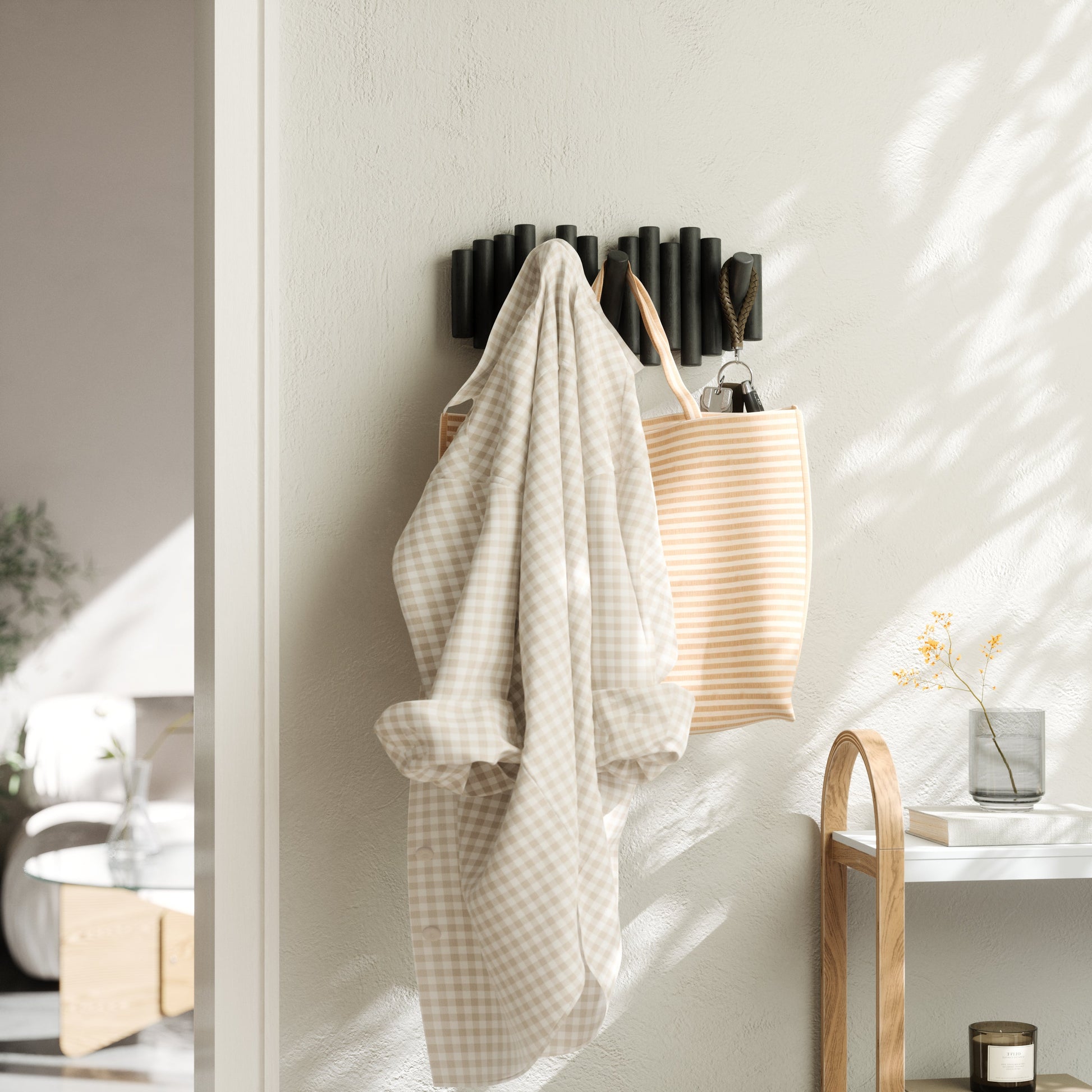 Picket knaggrekke sort– funksjonelt design som også er veggkunst, en del av kategorien - At Home Interiør