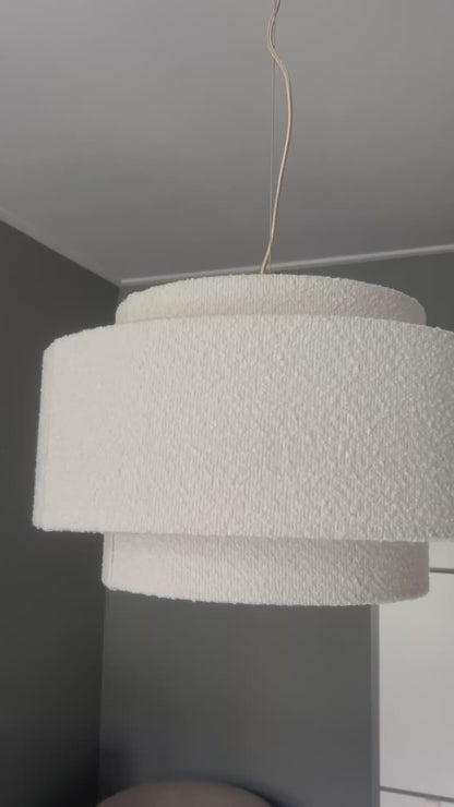 Noah pendellampe i hvit bouclé – 50 og 70 cm