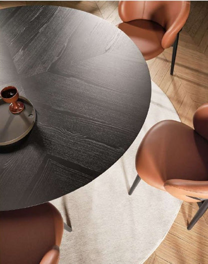 Sandy Rundt spisebord 140/160, en del av kategorien Spisebord - At Home Interiør