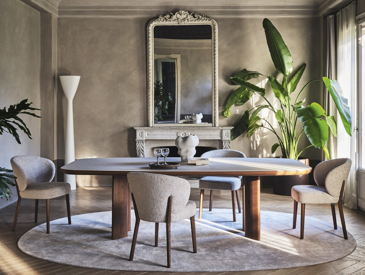 Sandy spisebord 200/250 fast str, en del av kategorien Spisebord - At Home Interiør