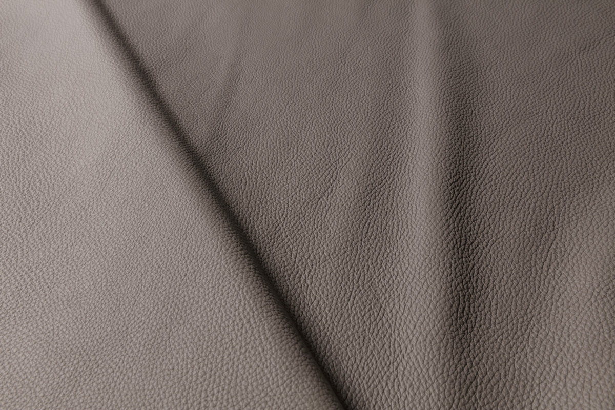 Sigge 3,5 seter sofa i skinn, en del av kategorien 4 - seter - At Home Interiør