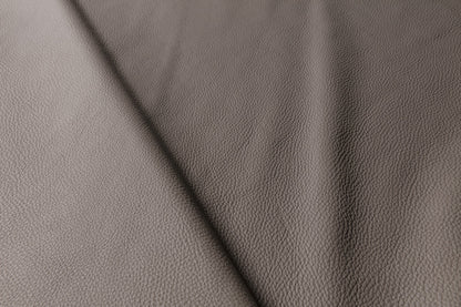 Sigge 3,5 seter sofa i skinn, en del av kategorien 4 - seter - At Home Interiør