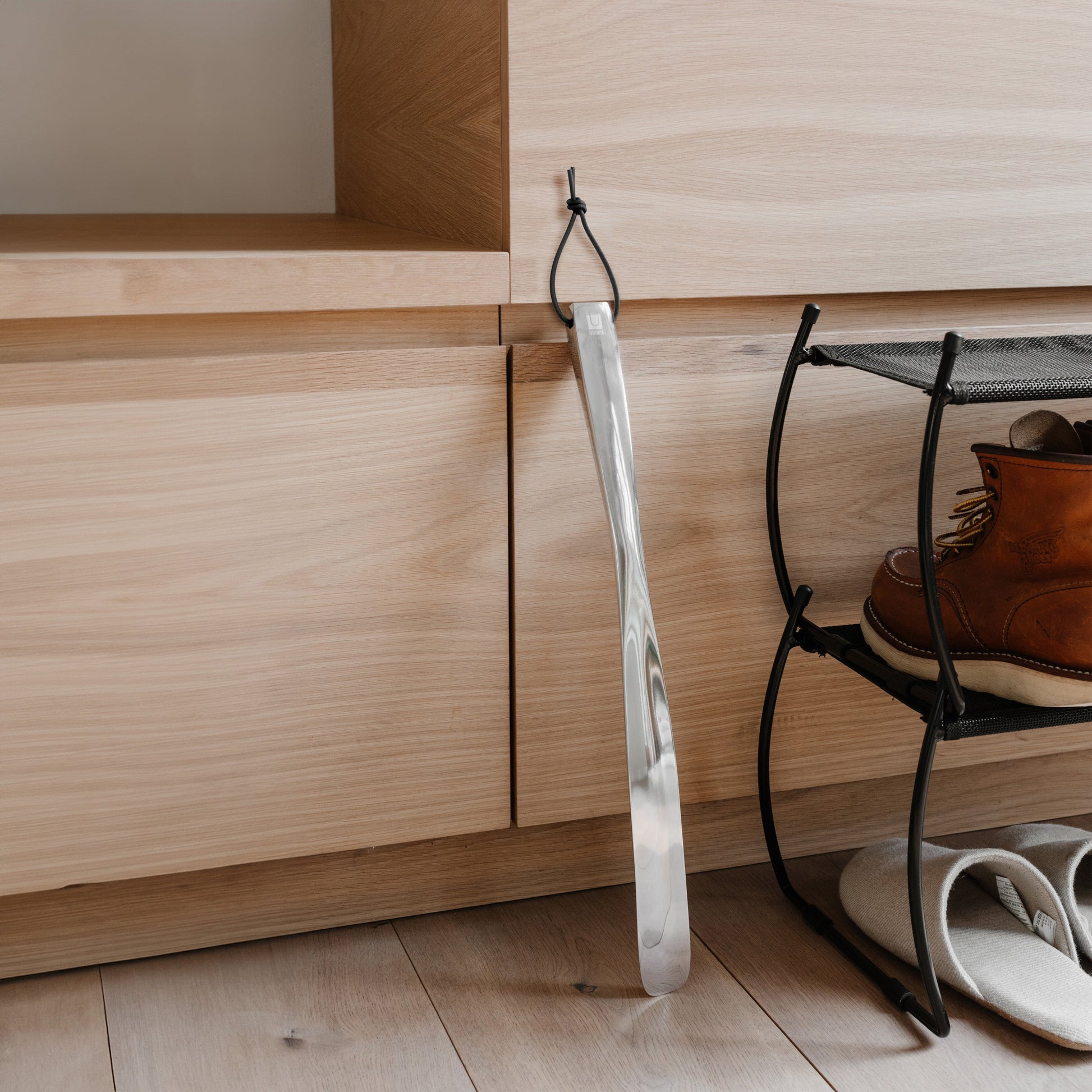 Slip skohorn – stilrent design og praktisk hjelp i hverdagen, en del av kategorien - At Home Interiør