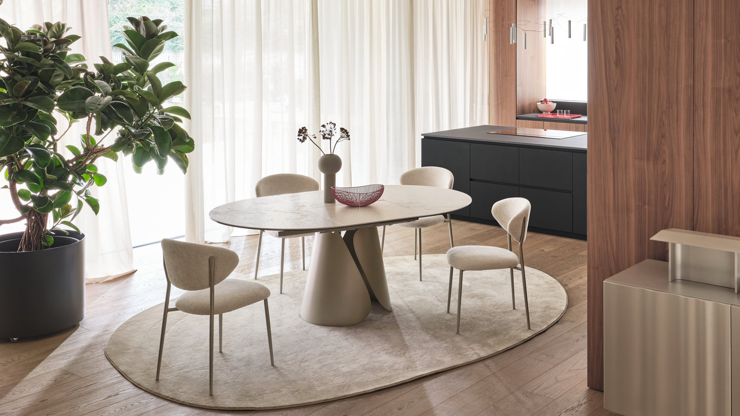 Tango rundt uttrekkbart spisebord fra Calligaris