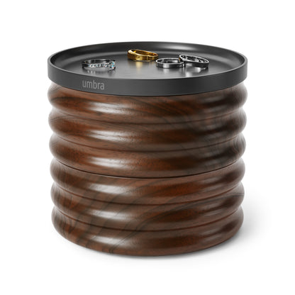 Tesora smykkeskrin, valnøtt, en del av kategorien Småsaker - At Home Interiør