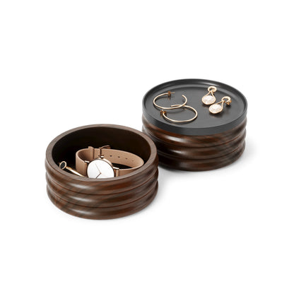 Tesora smykkeskrin, valnøtt, en del av kategorien Småsaker - At Home Interiør