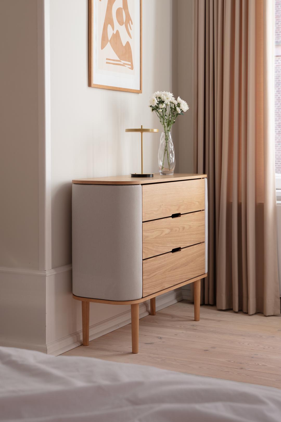 Treasures kommode, en del av kategorien skap - At Home Interiør