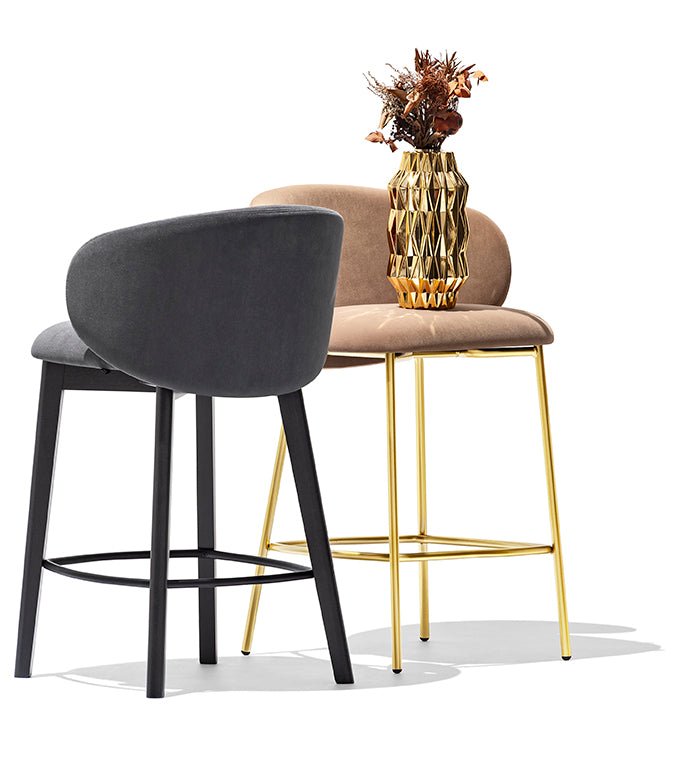 Tuka barstol kjøkkenøy– Connubia, en del av kategorien barstol - At Home Interiør