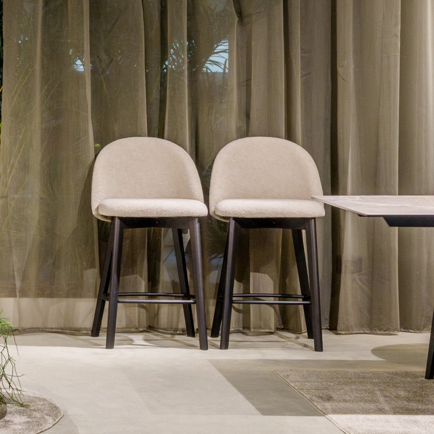 Tuka barstol treben kjøkkenøy– Connubia, en del av kategorien barstol - At Home Interiør