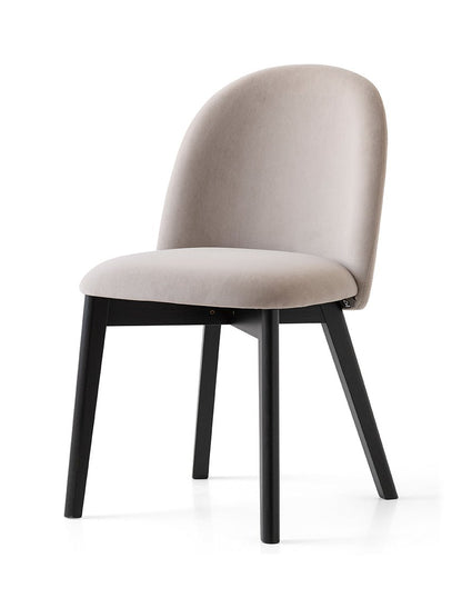 Tuka treben spisestol– Connubia, en del av kategorien Spisestuestol - At Home Interiør