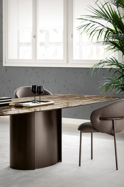 Yoroi spisebord 250 Nilo glass, Nyhet, en del av kategorien Spisebord - At Home Interiør