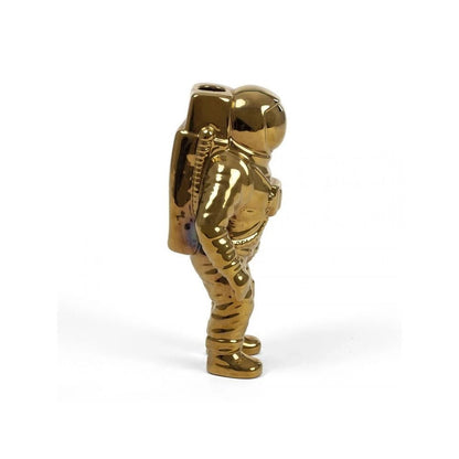 Cosmic Diner Starman Vase Gold, en del av kategorien Vase - At Home Interiør