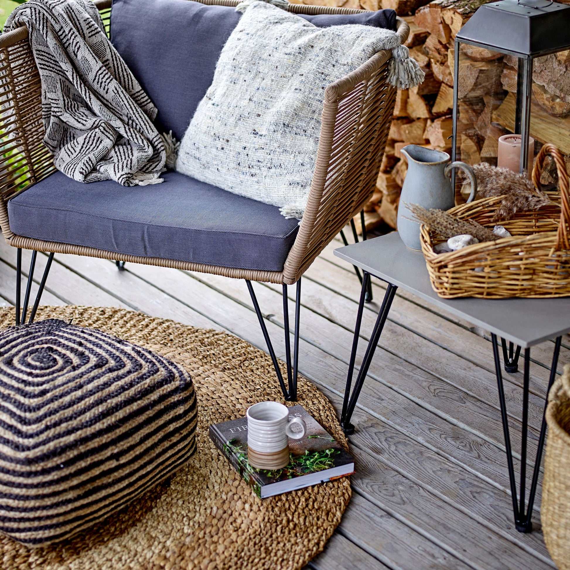 Mundo utebord, en del av kategorien Utemøbler - At Home Interiør